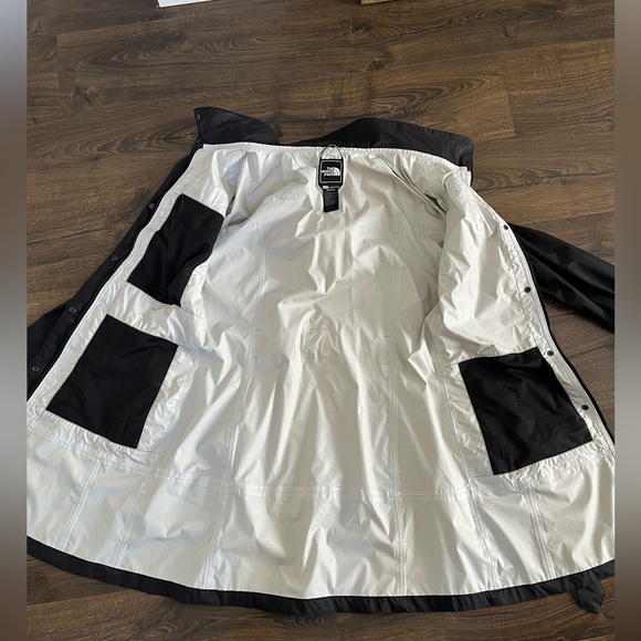 North face women’s large black rain jacket belted trench coat - Picture 4 of 13